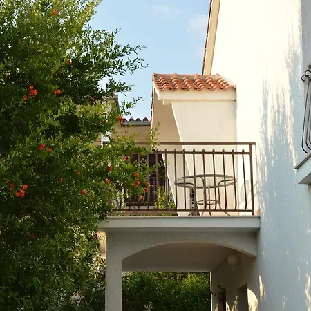 Apartment House Maja *