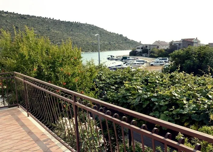 Appartement House Maja