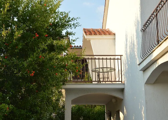 Appartement House Maja *